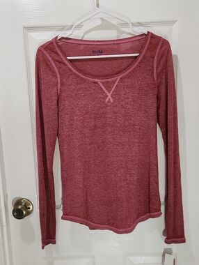 Mudd Long Sleeve Scoop Neck Top in Dusty Rose, Juniors Size S